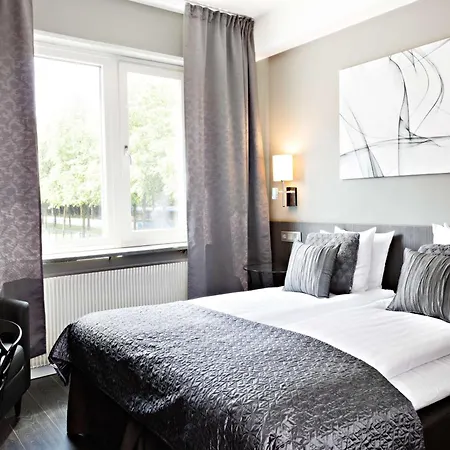 Allen - Sure By Western Allen 3* غوتنبرغ