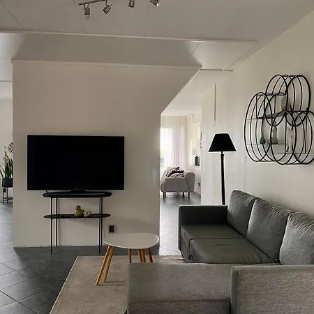 Apartamento Villalaegenhet I Askim Med Havsutsikt