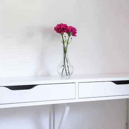 Downtown In - Free Parking Apartment *