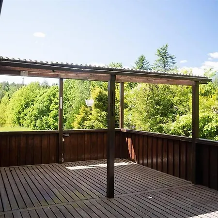 Villa Rydetvaegen, Peaceful, Fresh 8 Bedrooms Near City Göteborg