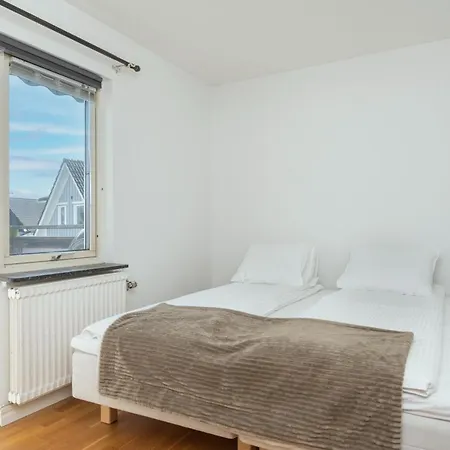 Apartment White & Bright *