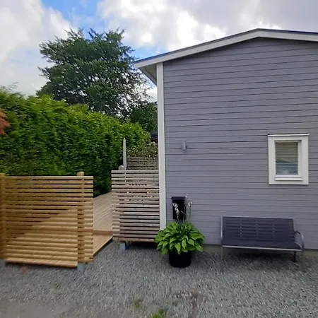 Casa vacanze Tiny Grey House With Loft, 15 Min From Center