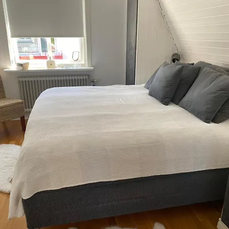 Rydholm 15 Minutes From Center *