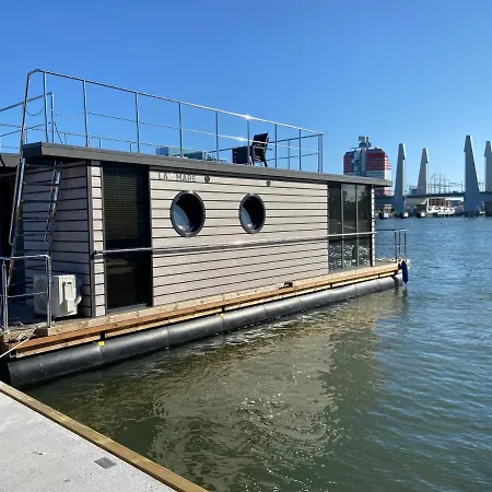 Kungsviken - Hausboot Im Herzen Von *