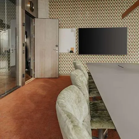 Quality The Weaver Hotel 4*