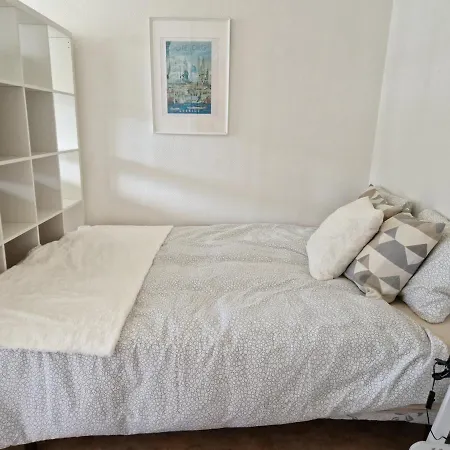 Naera Centrum Apartment *