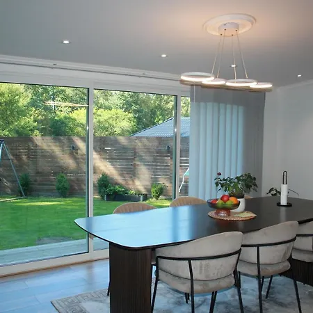 Between The Trees Villa Gothenburg