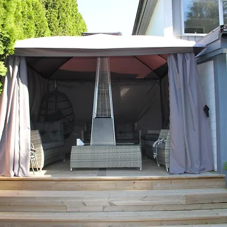 Villa Between The Trees