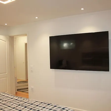 Villa Between The Trees *