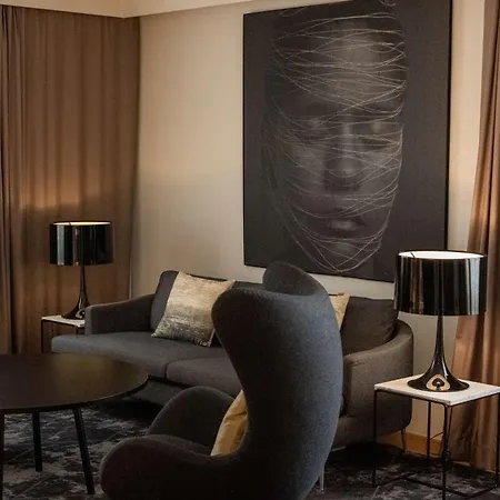 Radisson Blu Scandinavia Hotel, 4*