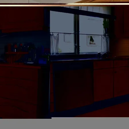 Nice Home In Vaestra Froelunda With Wifi 度假居 *