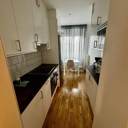 Cozy And Göteborg