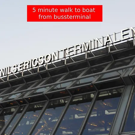 Downtown Sailboat - Vega 1 Botel *