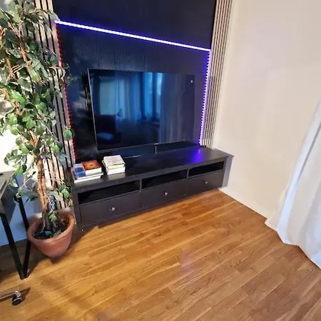 Lugn Och Skoen Laegenhet Centralt. Apartment Gothenburg