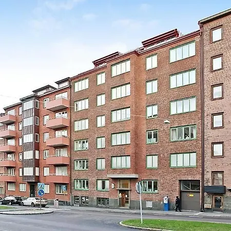 Live And Vr40 Apartament