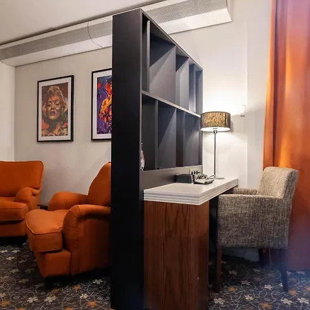 Hotel Profilhotels Opera 4*