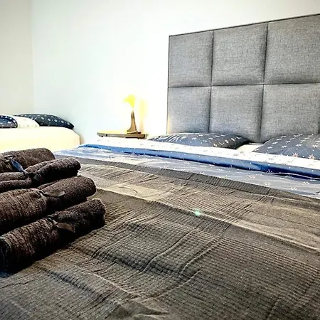 Stylish Heart Of Olskroken Apartment Gothenburg