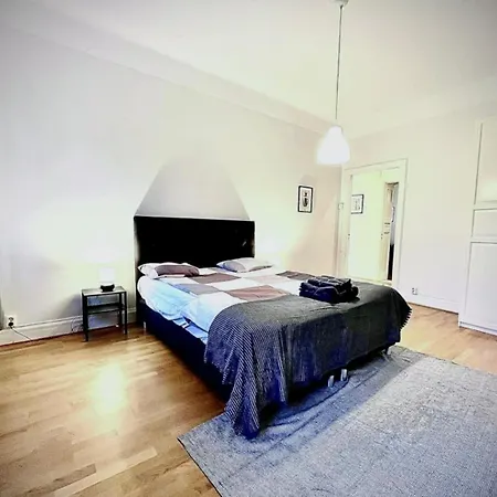 Apartment Luxury In Centre Gothenburg