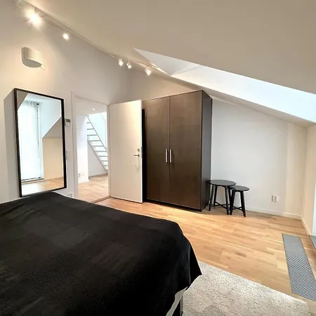 Big Bright Loft On Andra Langgatan