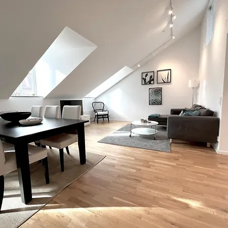 Big Bright Loft On Andra Langgatan 예테보리