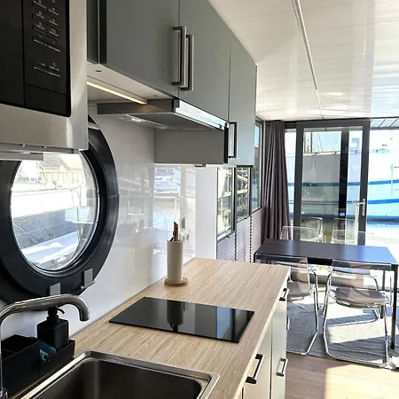 La Mare Botel 3*