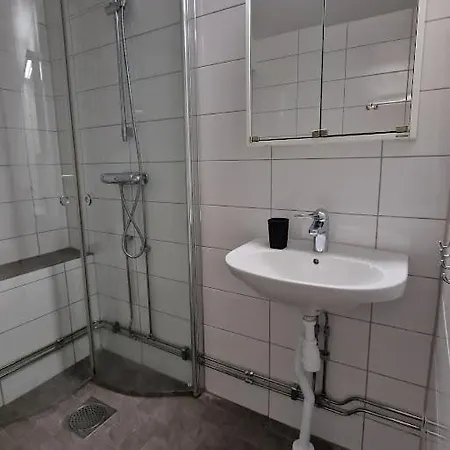 דירה Mysigt Stadsoas: En Modern Laegenhet Med 2 Sovrum *