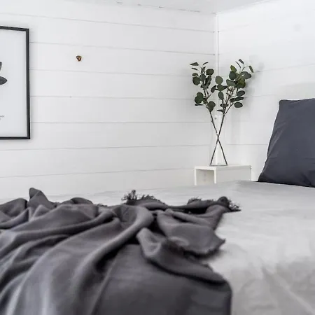 Discover From Equpped Studio Apartment *