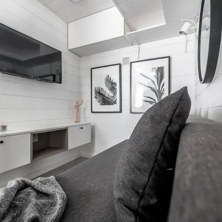 Apartment Discover From Equpped Studio