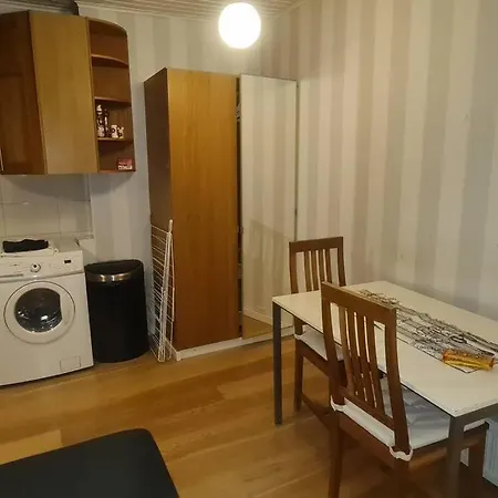Studio With Kitchenette In Landala Egnahem Göteborg