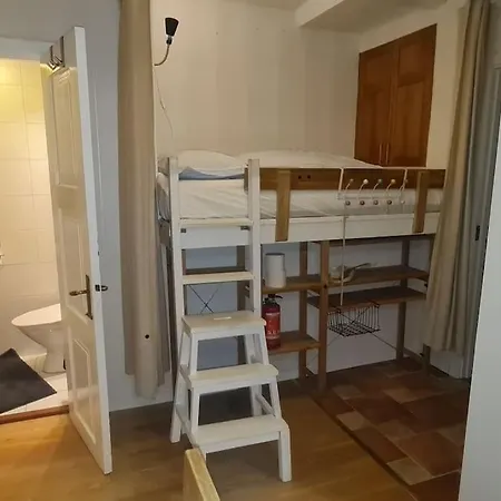 Studio With Kitchenette In Landala Egnahem