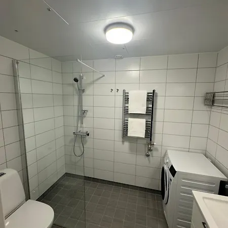 Elegant Och Helt Nyproducerad!