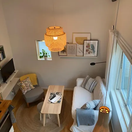 Tiny Grey House With Loft, 15 Min From Center Casa vacanze Goteborg