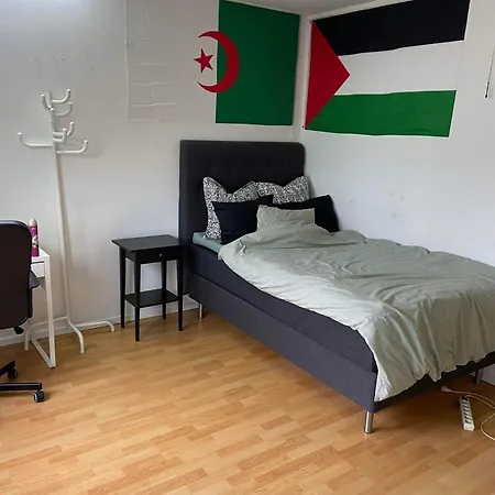 Lovely In Apartment *