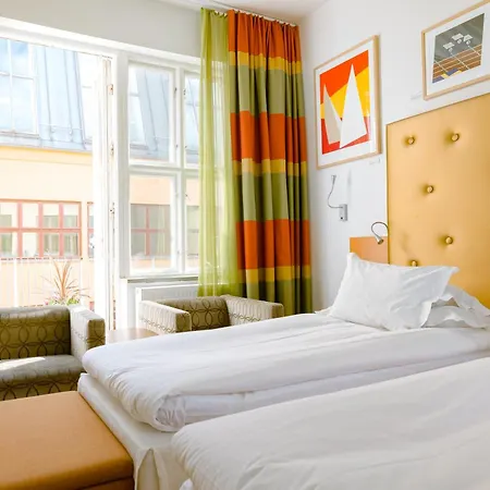 Avalon Hotel