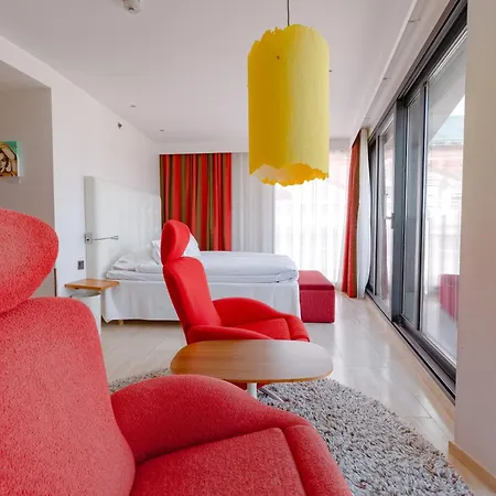Ξενοδοχείο Avalon 4*