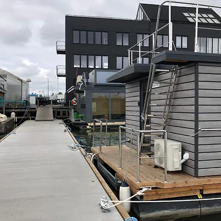 Botel Ringoe *
