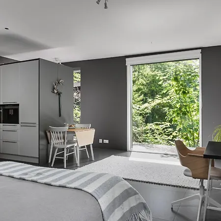 Apartman Style Meets Location In