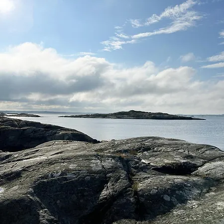 Unique Holiday On Langholmen In Gothenburgs Western Archipelago Дом отдыха Гётеборг