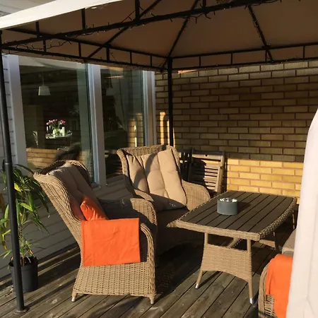 וילה Bo Naera Och City. *