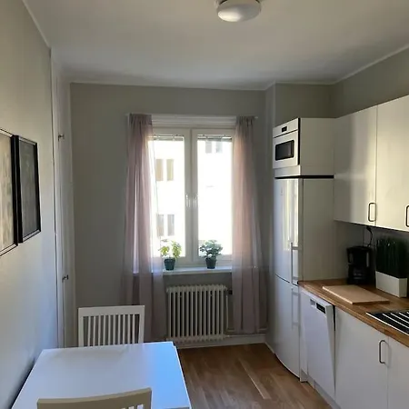Newly Renovated Close To Centre Gothenburg
