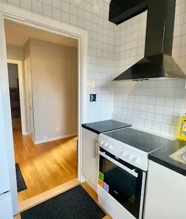 Familjevaenlig Nyrenoverad Vaning Apartment Gothenburg
