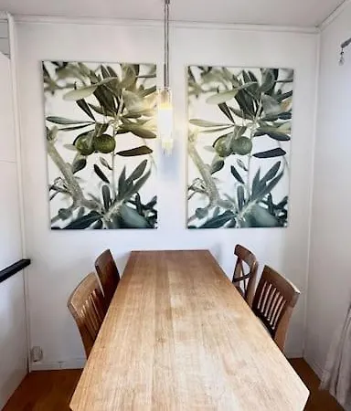 Familjevaenlig Nyrenoverad Vaning
