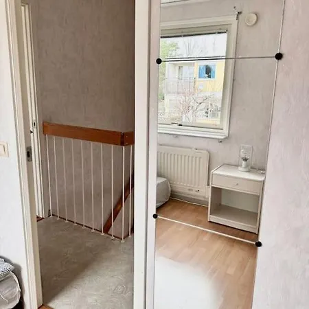 Familjevaenligt Stort Hus Villa