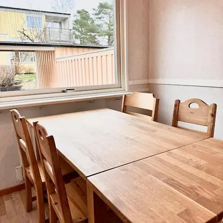 Familjevaenligt Stort Hus *