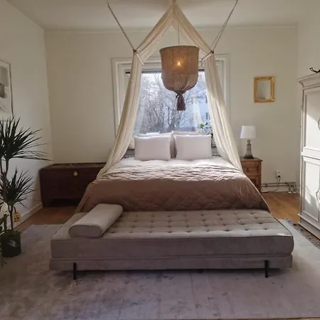 Haha Nordic Partille Large 3br For 7 Guests With 2 Kitchens, Garden & Parking Appartamento Goteborg