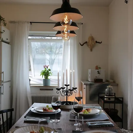 Haha Nordic Partille Large 3br For 7 Guests With 2 Kitchens, Garden & Parking * Göteborg