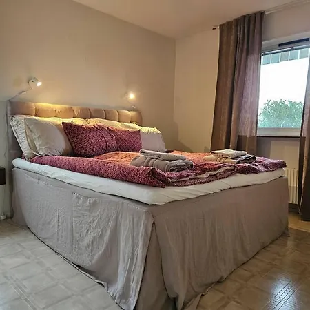 Laegenhet I Aelvsborg Appartement *