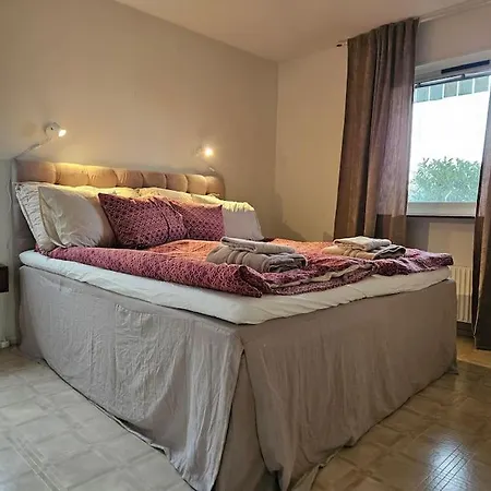 Apartment Lagenhet I Alvsborg Gothenburg