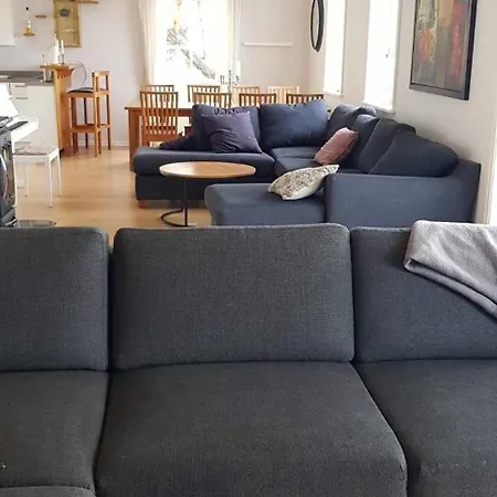 Gula Villan Villaer Göteborg