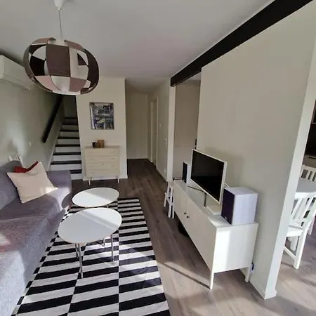 Tatil Evi The Little House By The Paddock - Only For Non Smokers *